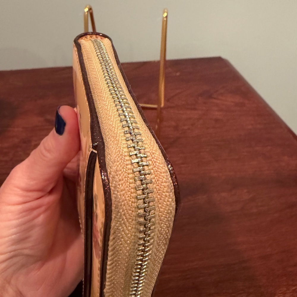Coach Floral Print Wallet - Picture 4 of 10